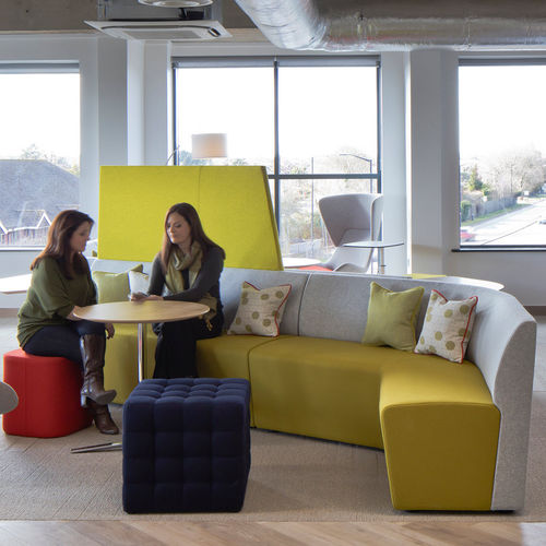Banco estofado contemporâneo - AWAY FROM THE DESK - Orange Box - em tecido / da linha comercial / com encosto
