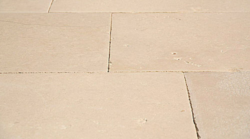 Placas de revestimento em calcário - ANTIQUITY JERUSALEM - Pave Tile & Stone, Inc - escovada / para ambiente interno / para ambiente externo