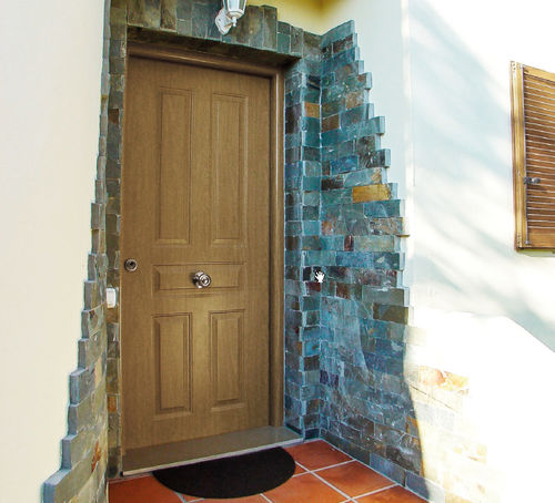 Porta de entrada - VERSATE - Andreu Barberá, S.L. - em aço galvanizado / de abrir / clássica