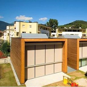 Persiana rolô com caixa box - TENDE ESTERNE IL VERTICALE - Solaris Tende srl - para janela / em tecido / para ambiente externo