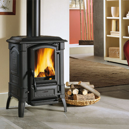 Salamandra a lenha - GIULIETTA X - La Nordica-Extraflame - 5 kW–10 kW / tradicional / em ferro fundido