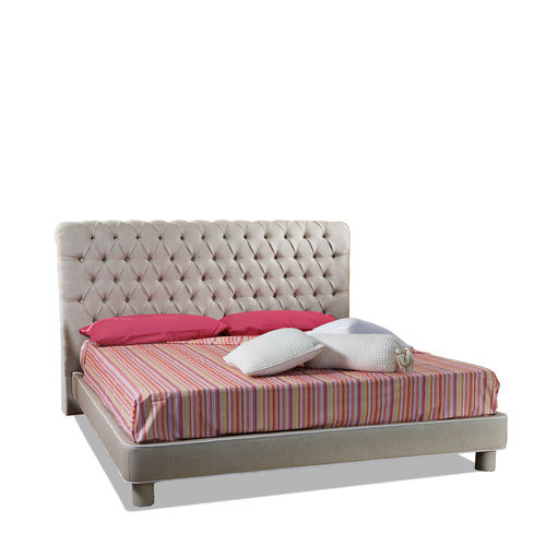 Cama de casal - CHESTERFIELD - Divani Santambrogio - Chesterfield / em tecido