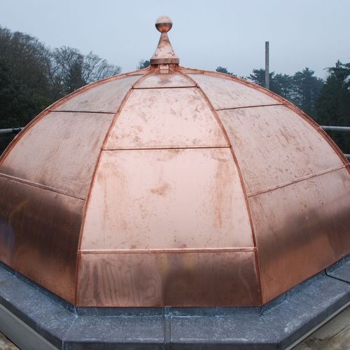 Telhado em cobre - CLASSICALLY DESIGNED STATELY HOME - Peters Roofing - efeito de metal / zipado