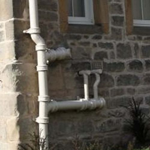Condutor vertical em ferro fundido - TX - Rain Guard - em EPDM