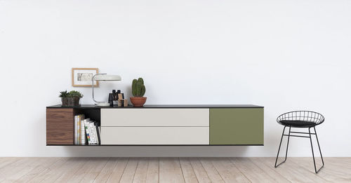 Buffet aparador suspenso - LANDSCAPE - pastoe - contemporâneo / metálico / em MDF laqueado