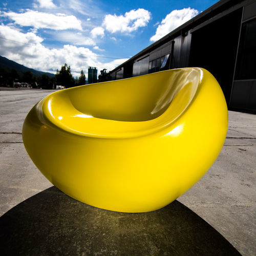 Poltrona urbana de design orgânico - HAPPY - BELLITALIA - em pedra reconstituída / em pedra reconstituída / de projetos sustentáveis