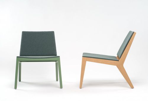 Poltrona baixa contemporânea - WOOD ME LOUNGER  - De Vorm - em couro / em tecido / em compensado