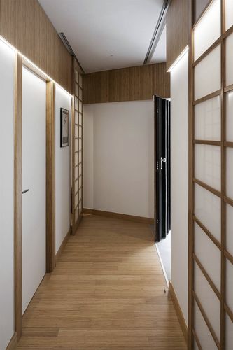 Painel japonês em madeira - Grupo GUBIA