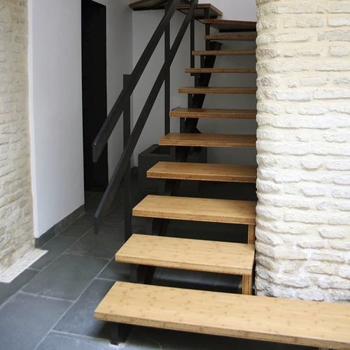 Escada em L - BSP 38 Cv - Grupo GUBIA - com degraus em madeira / metálica / da linha residencial