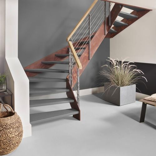 Escada em U - Créateur d'escaliers Treppenmeister - com degraus em madeira / metálica / em madeira