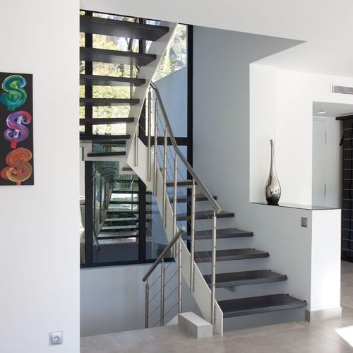 Escada em L - Créateur d'escaliers Treppenmeister - em U / com degraus em madeira / metálica