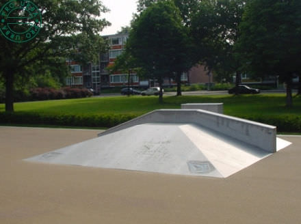 Pista tipo pirâmide para skatepark - ZUIDERPARK 3099 - Pro Urba - Aqua Pro Urba