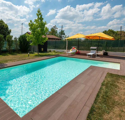 Piscina sob medida - Beachtime - Piscine Acquaform - com borda / para ambiente externo / enterrada