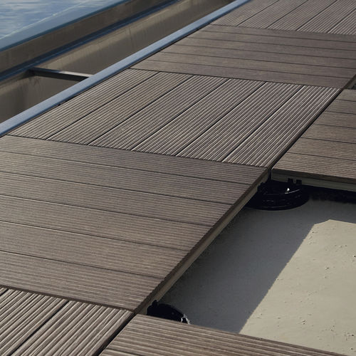 Piso elevado em madeira - PAVIMENTO SOPRAELEVATO - Ge Giussani - em grés porcelanato / laminado / em cerâmica