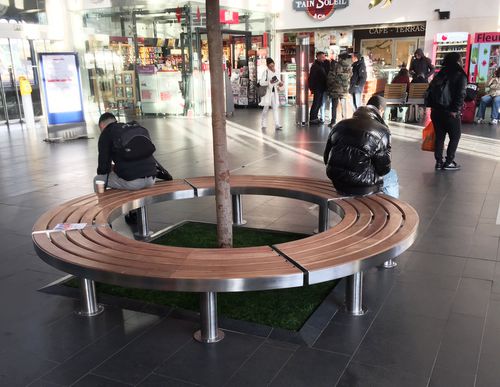 Banco para espaço público contemporâneo - TREE SEAT - TREE BENCH - NORCOR MOB.URBAIN - em madeira exótica / em aço inoxidável / com encosto