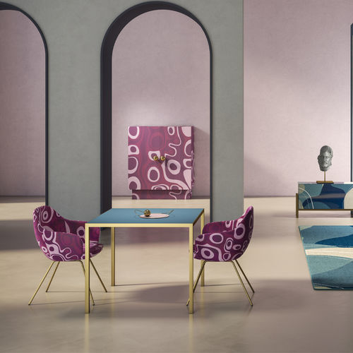 Mesa contemporânea - Marple  - Momenti - em PVC / de fibra de vidro / com base metálica