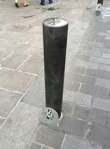 Balizador de proteção - CITY OF BATH - Factory Street Furniture - removível / metálico / alto