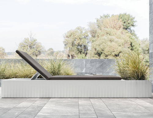 Espreguiçadeira contemporânea - Rexa Design - em tecido / em Corian® / com encosto ajustável