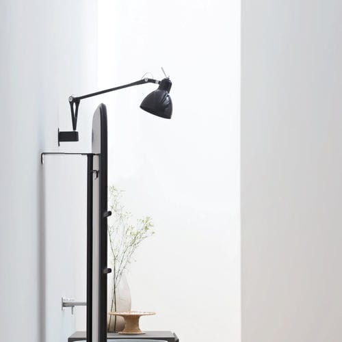 Arandela contemporânea - Arm - Rexa Design - para ambiente interno / metálica / em vidro