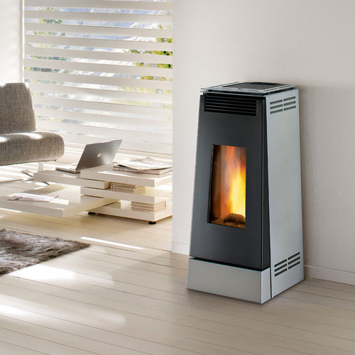 Salamandra a pellets - LINEA  - Caminetti Montegrappa - 0–5 kW / 9 kW / de parede