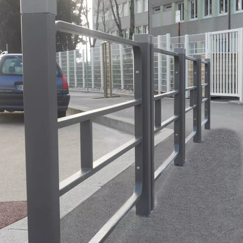 Barreira de proteção - IMAWA B2 - Concept Urbain - fixa / removível / em alumínio