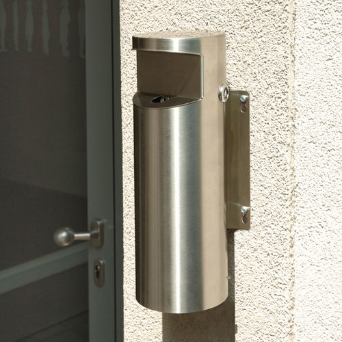 Cinzeiro de parede - COLIBRI - Concept Urbain - em aço inoxidável / para ambiente externo / para espaço público