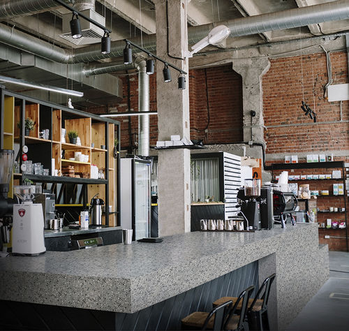 Tampo de bancada em Superfície Sólida - TERRAZZO TORINO NT981 - Staron Solid Surfaces - da linha comercial / para ambiente externo / cinza