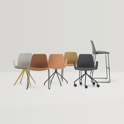 Cadeira para interlocutor contemporânea - UNNIA TAPIZ - INCLASS - para ambiente interno / em couro / em madeira
