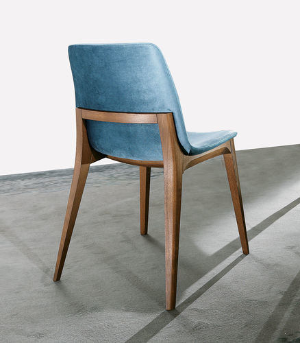 Cadeira de sala de jantar contemporânea - HELENE - Italy Dream Design - para ambiente interno / em couro / em madeira maciça