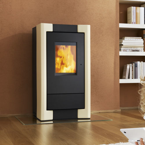Salamandra a pellets - COMO II - Rika - 8 kW / de piso / contemporânea