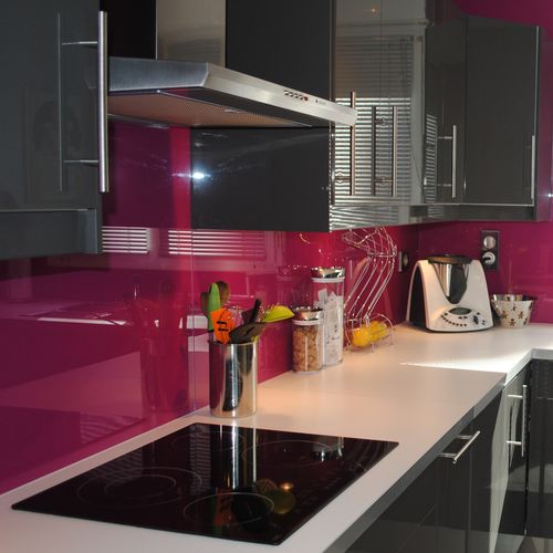 Painel de vidro float - LACOBEL FUCHSIA - Macocco - opaco / laqueado / para ambiente interno