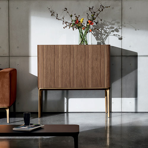 Buffet aparador com pés altos - MADIAS SLIM 2 - Sovet Italia - contemporâneo / em carvalho / em nogueira