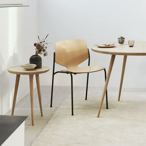 Cadeira de sala de jantar contemporânea - NOVA - Mater Design - para ambiente interno / em faia / com folheado de madeira