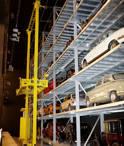 Sistema de estacionamento com plataforma - MASTERVARIO R3L - KLAUS Multiparking GmbH - com elevador