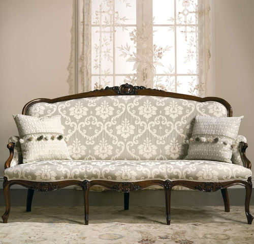 Sofá de estilo - CARLOTTA - VIMERCATI MEDA LUXURY CLASSIC FURNITURE - em tecido / com braços / com almofadas