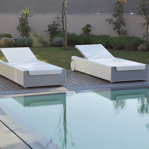 Espreguiçadeira contemporânea - WEST COAST - SACHI - Premium Outdoor Furniture - em Sunbrella® / em alumínio / de jardim