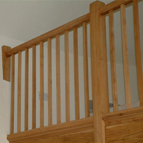 Guarda-corpo em madeira - Broadleaf Timber - com barras / para ambiente interno / para escada