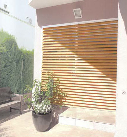 Persiana horizontal - SKY - Luxmader - para janela / em madeira / para ambiente externo