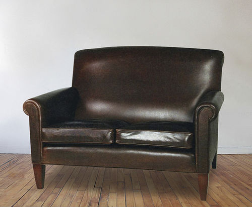 Sofá clássico - Edward - Kingsgate Furniture ltd - em couro / com braços / com almofada removível