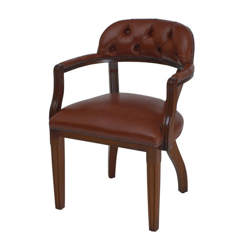 Cadeira clássica - Court  - Kingsgate Furniture ltd - para ambiente interno / em couro / com base em madeira maciça