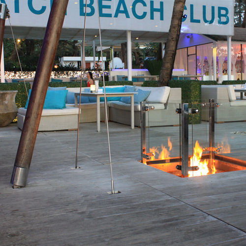 Tábua de deck em madeira - CATCH BEACH CLUB SURIN BEACH - Accsys Technologies - em compósito / em madeira modificada / em material plástico