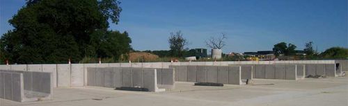 Parede dupla pré-fabricada em concreto pré-fabricado - L WALLS - F P McCann Ltd 