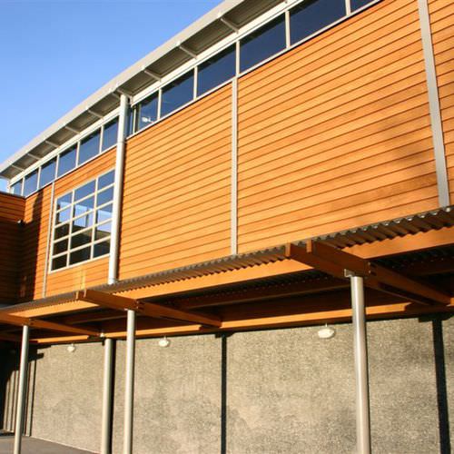 Revestimento de fachada em folhas - WESTERN RED CEDAR BEVEL  - Silva Timber Products  - em madeira / nervurado