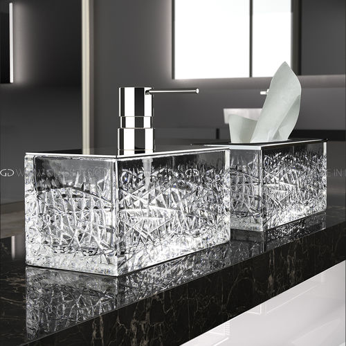 Dispensador de sabonete da linha residencial - ICESSENCE ICE - GLASS DESIGN Srl - de instalação livre / em cristal / manual