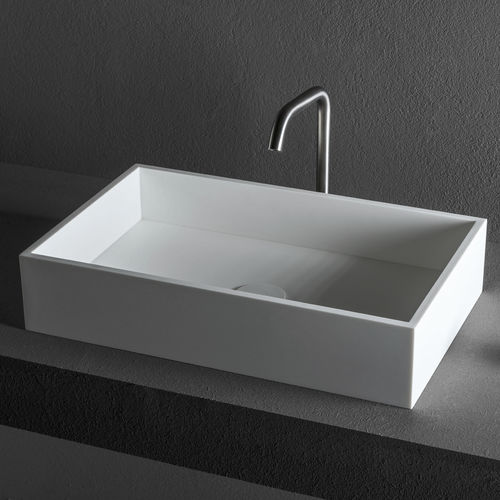Cuba de apoio - CUBE - MAKRO - em aço / em Corian® / retangular
