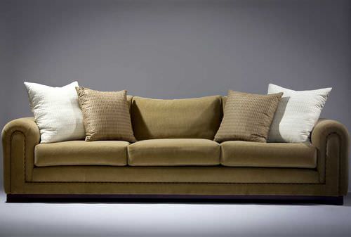 Sofá clássico - CHESWICK - ORIOR BY DESIGN LTD - em tecido / marrom / de 3 lugares