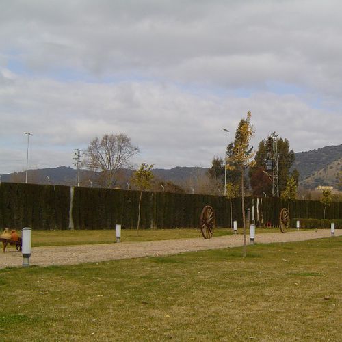 Poste balizador de iluminação de jardim - Urbes 21 - contemporâneo / em aço inoxidável / em ferro fundido