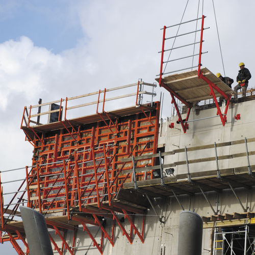 Plataforma de trabalho - Climbing systems - PASCHAL  - para obras / de exterior / modular