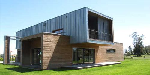 Casa pré-fabricada - GIPEN - ecológica / antissísmica / contemporânea