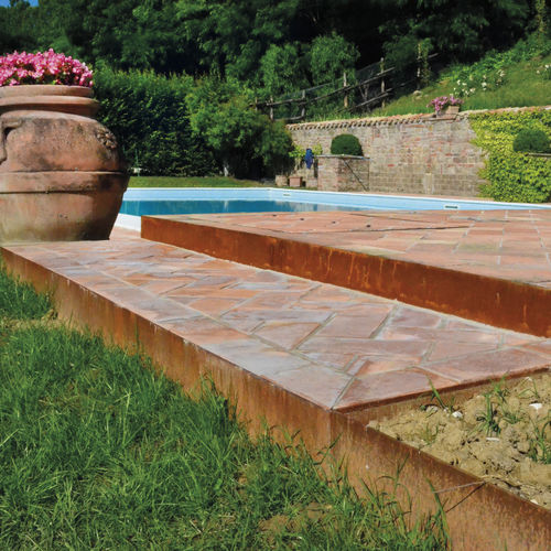 Guia de jardim - CORTEN - GRANULATI ZANDOBBIO SPA - de separação / para planejamento paisagístico / em aço Corten